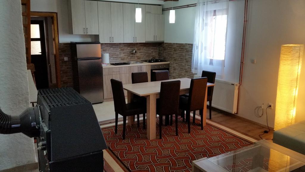 Holiday Home Relax Kopaonik Rum bild