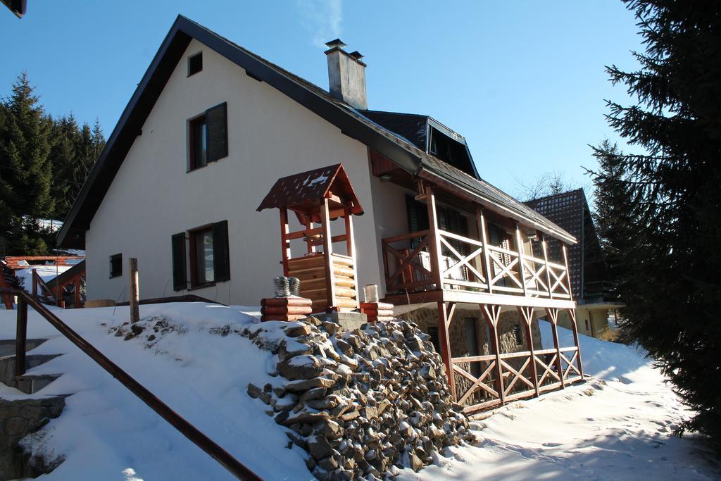 Holiday Home Relax Kopaonik Rum bild